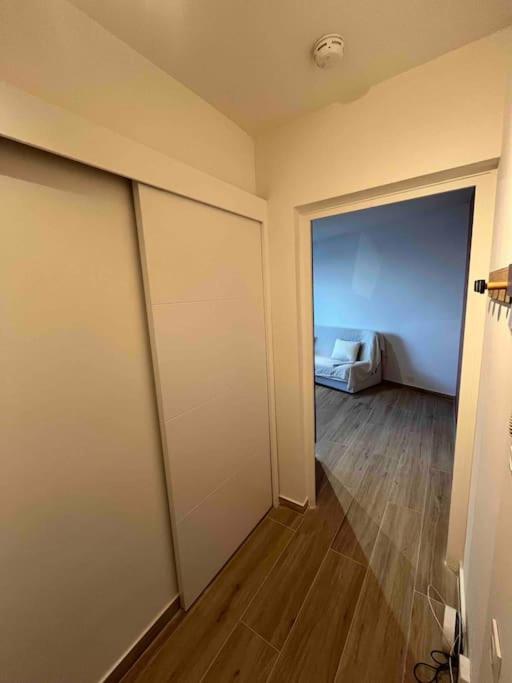 Joli Appart/vue Etang/clim /wifi Balaruc-les-Bains