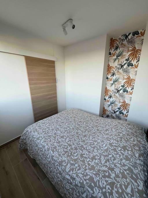 Joli Appart/vue Etang/clim /wifi Apartment *